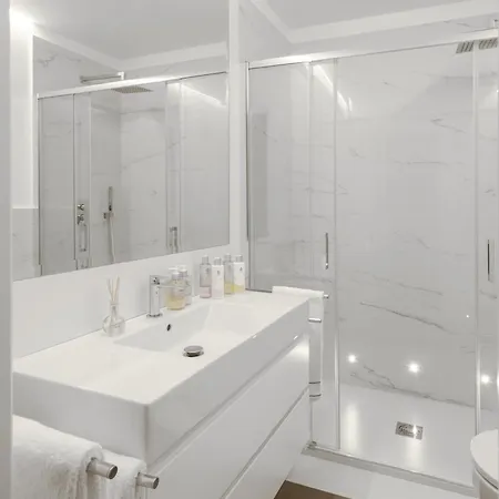 아파트 Carthusia *